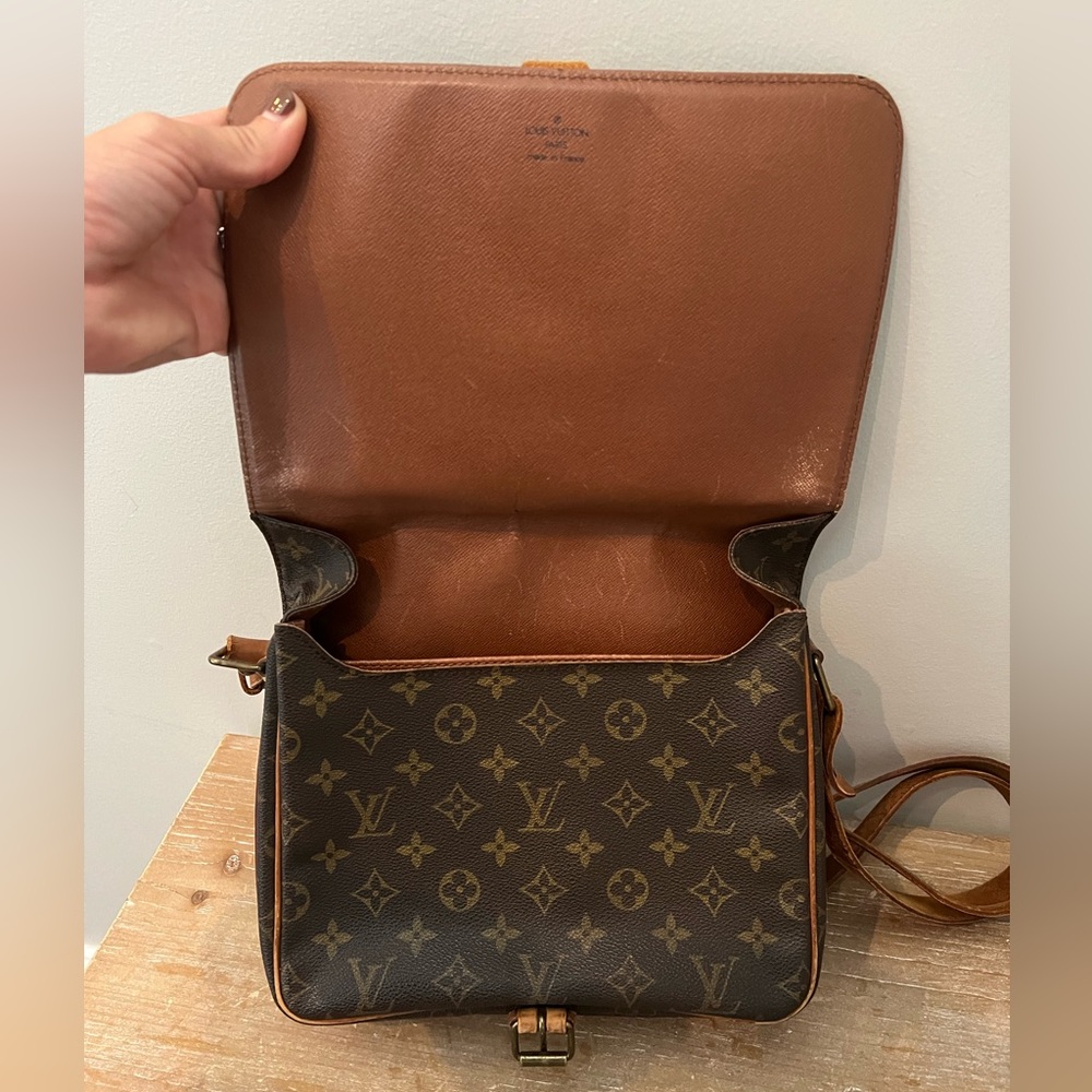 Authentic Louis Vuitton Cartouchiere Handbag Monogram Canvas - Picture 2 of 7